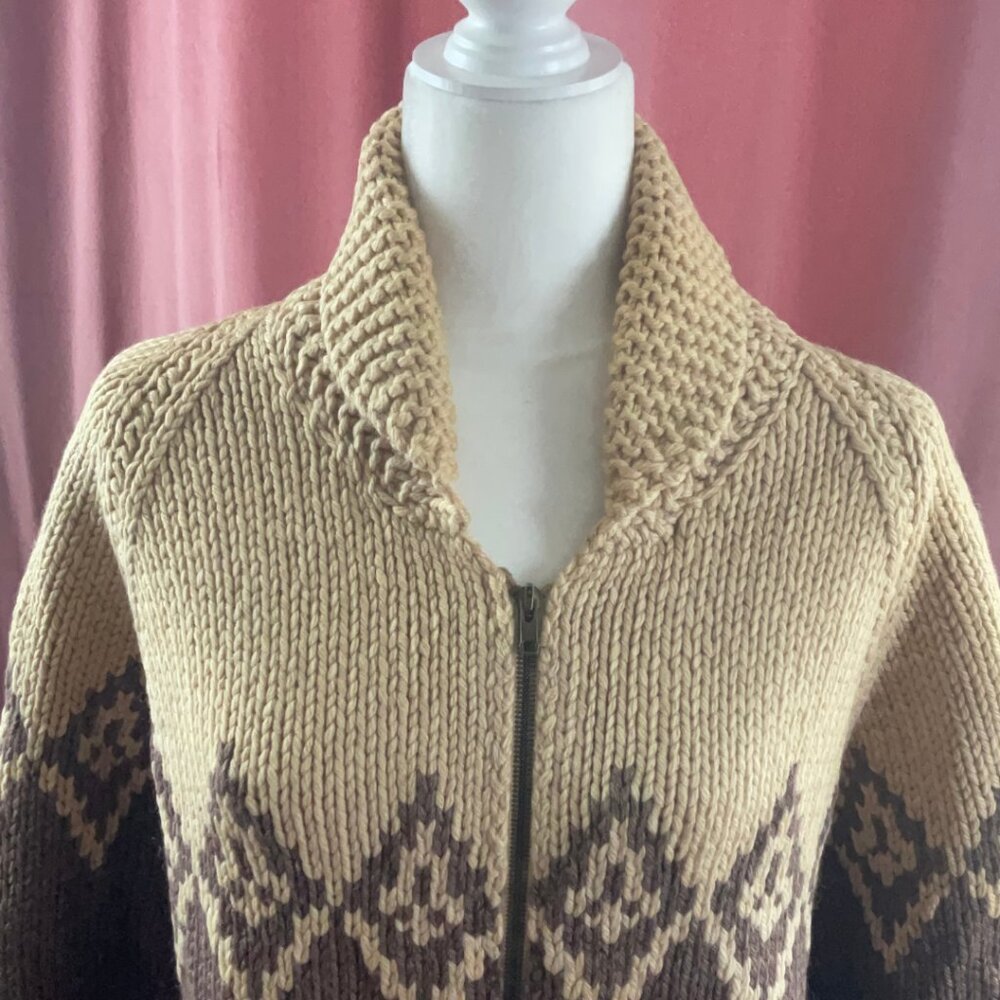 Brown and Tan sweater ASO The Log Lady in Twin Peaks - Picture 5 of 5